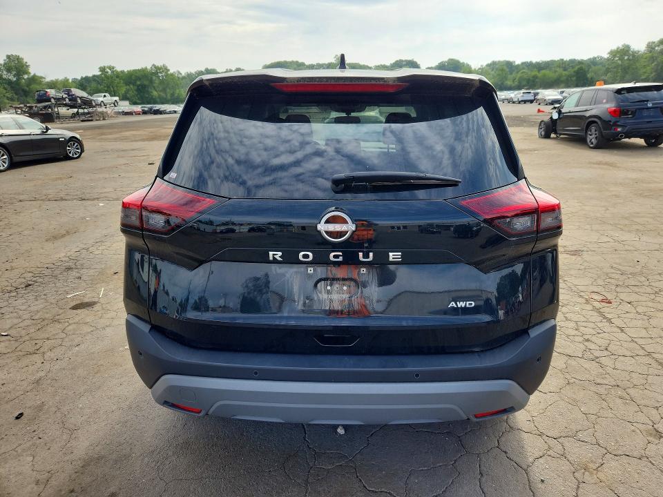 61430156 :رقم المزاد ، 5N1BT3AB6PC944102 vin ، 2023 Nissan Rogue مزاد بيع