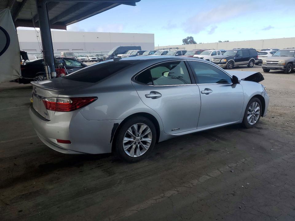 Продажа на аукционе авто 2013 Lexus Es, vin: JTHBW1GG9D2013306, номер лота: 61766156
