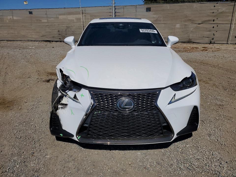 2020 Lexus Is მანქანა იყიდება აუქციონზე, vin: JTHGA1D29L5104313, აუქციონის ნომერი: 62089186