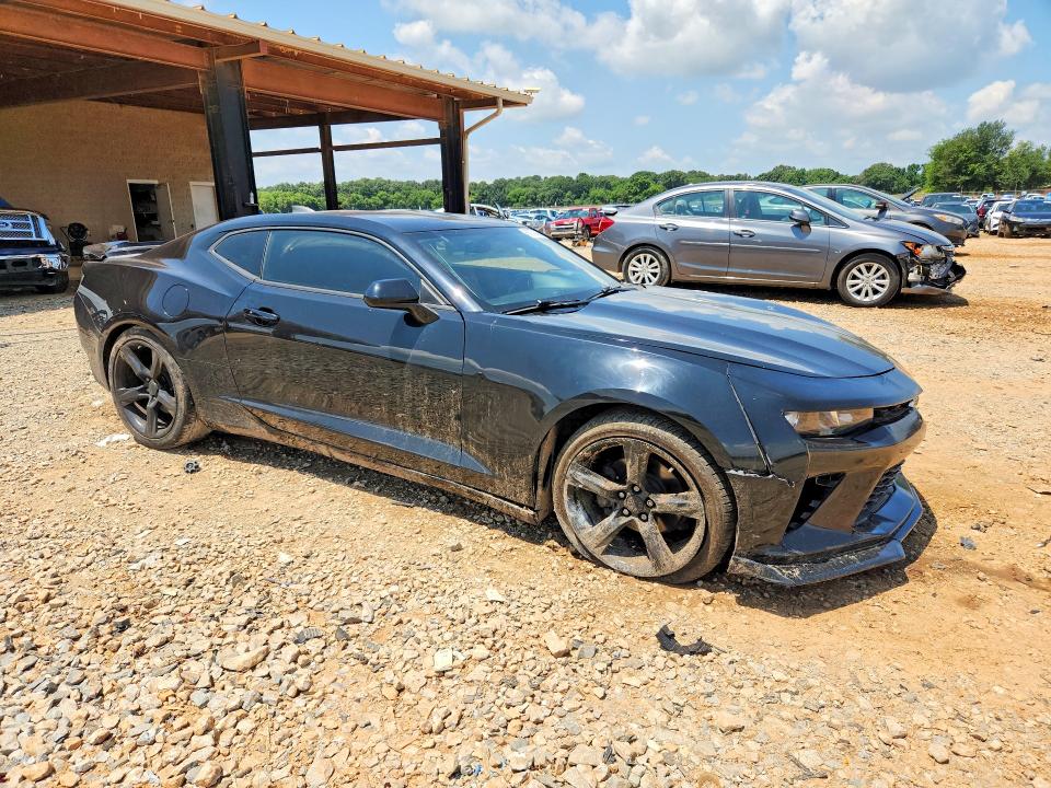 Продажа на аукционе авто 2017 Chevrolet Camaro, vin: 1G1FB1RX5H0214111, номер лота: 60279456