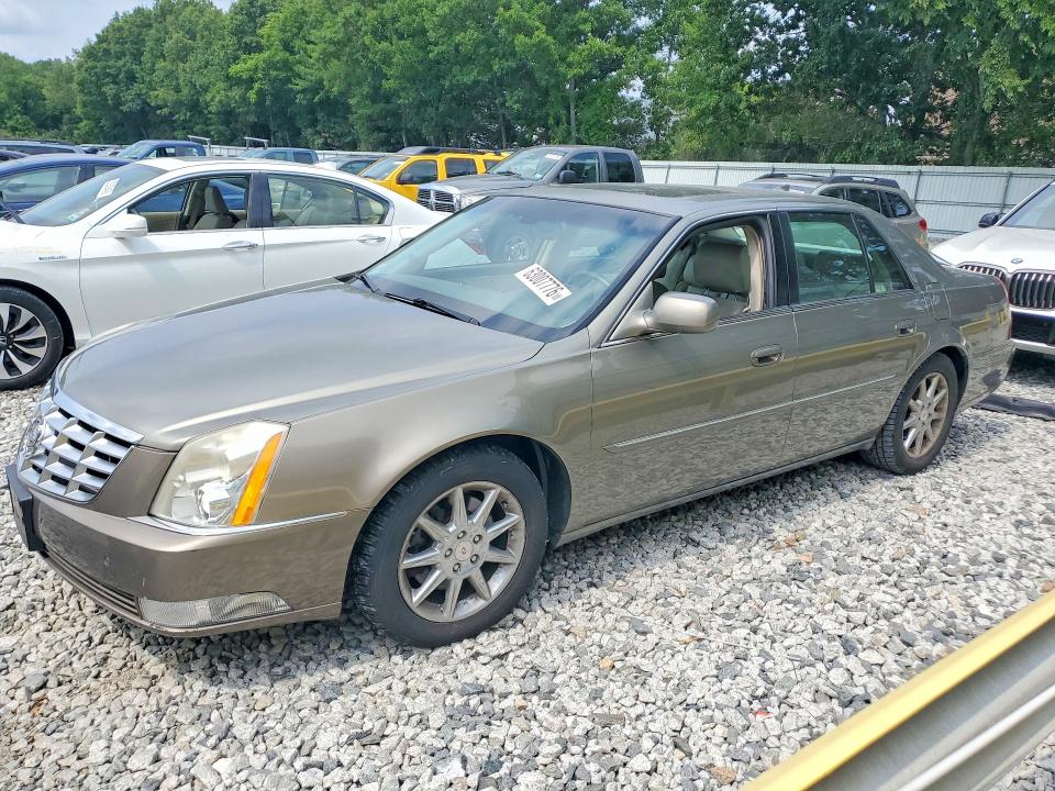 63007776 :رقم المزاد ، 1G6KD5E64BU145452 vin ، 2011 Cadillac Dts مزاد بيع