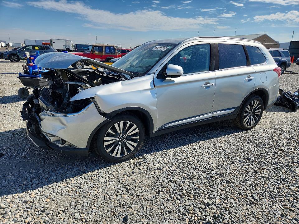 2020 Mitsubishi Outlander მანქანა იყიდება აუქციონზე, vin: JA4AZ3A33LZ025893, აუქციონის ნომერი: 62818376