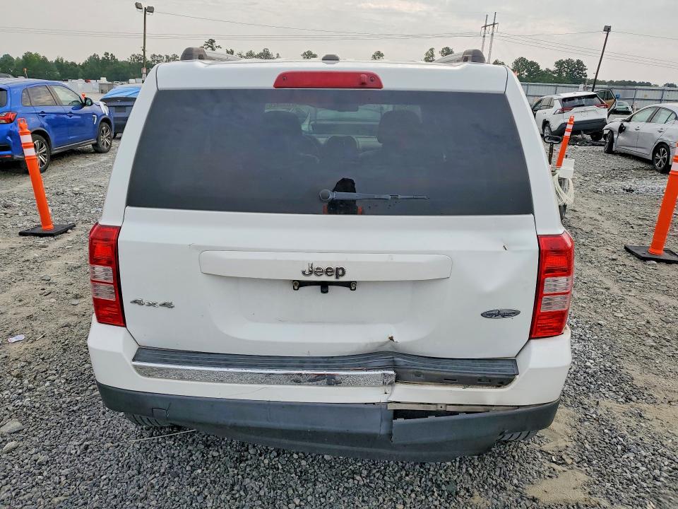 62653926 :رقم المزاد ، 1C4NJRFB2GD695441 vin ، 2016 Jeep Patriot مزاد بيع