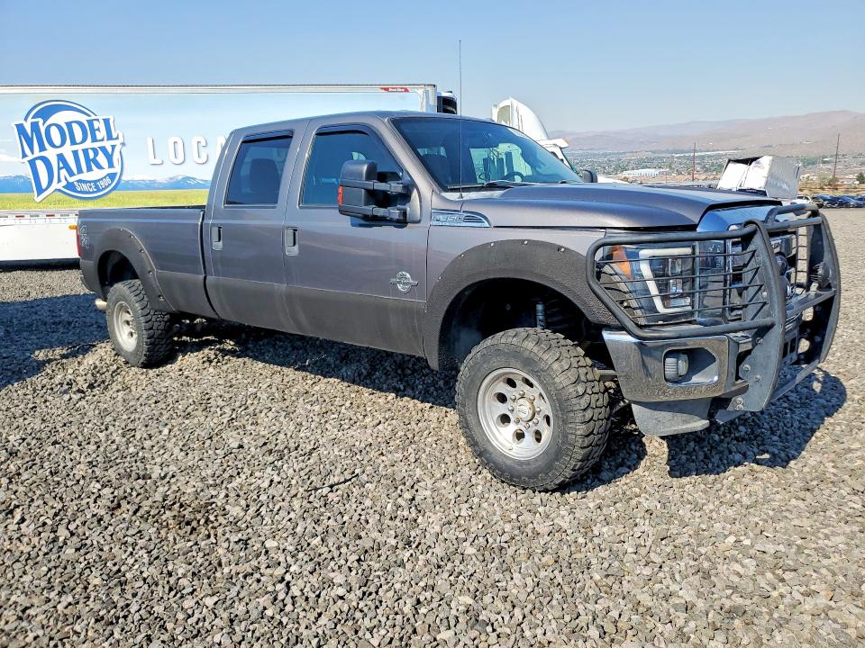62033276 :رقم المزاد ، 1FT8W3BT5DEA85730 vin ، 2013 Ford F350 مزاد بيع
