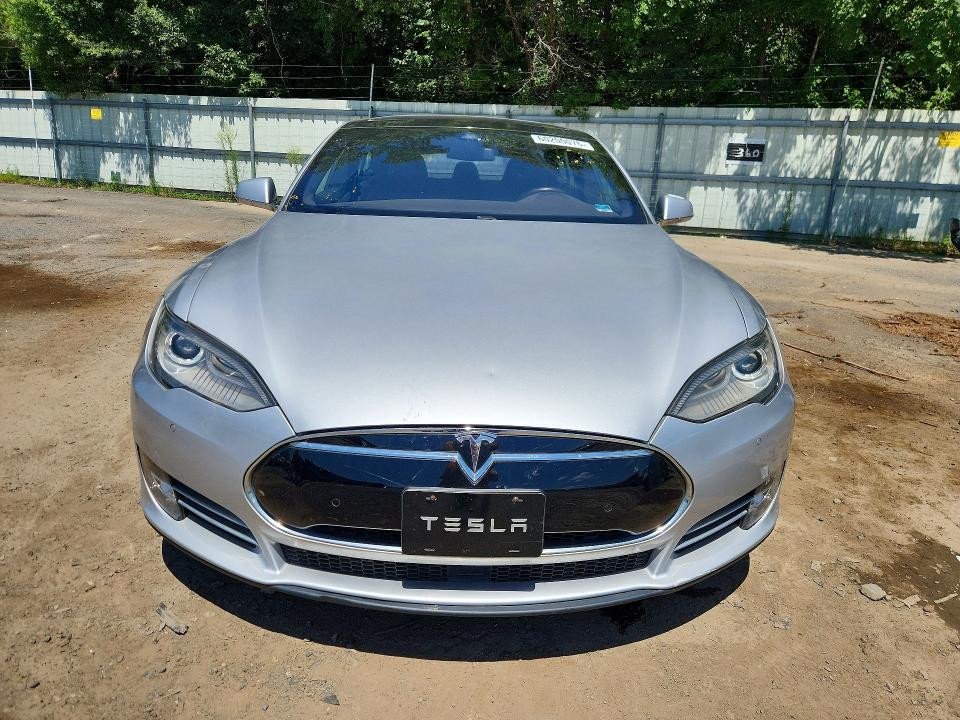 Продаж на аукціоні авто 2016 Tesla Model S, vin: 5YJSA1E2XGF123791, номер лоту: 60200076