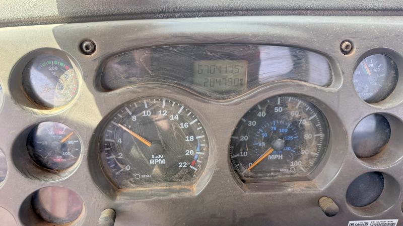 Продажа на аукционе авто 2002 Mack 600, vin: 1M2AA18Y12W146890, номер лота: 61598436