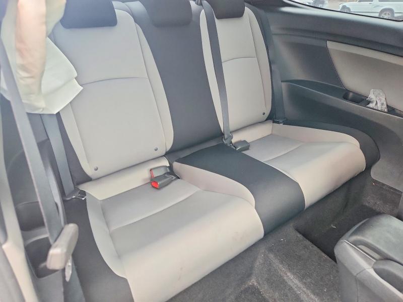 61030826 :رقم المزاد ، 2HGFC4B00JH304837 vin ، 2018 Honda Civic مزاد بيع