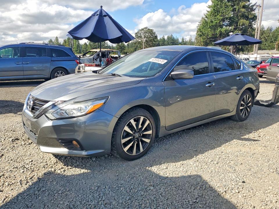 Auction sale of the 2018 Nissan Altima, vin: 1N4AL3AP2JC175557, lot number: 62696576