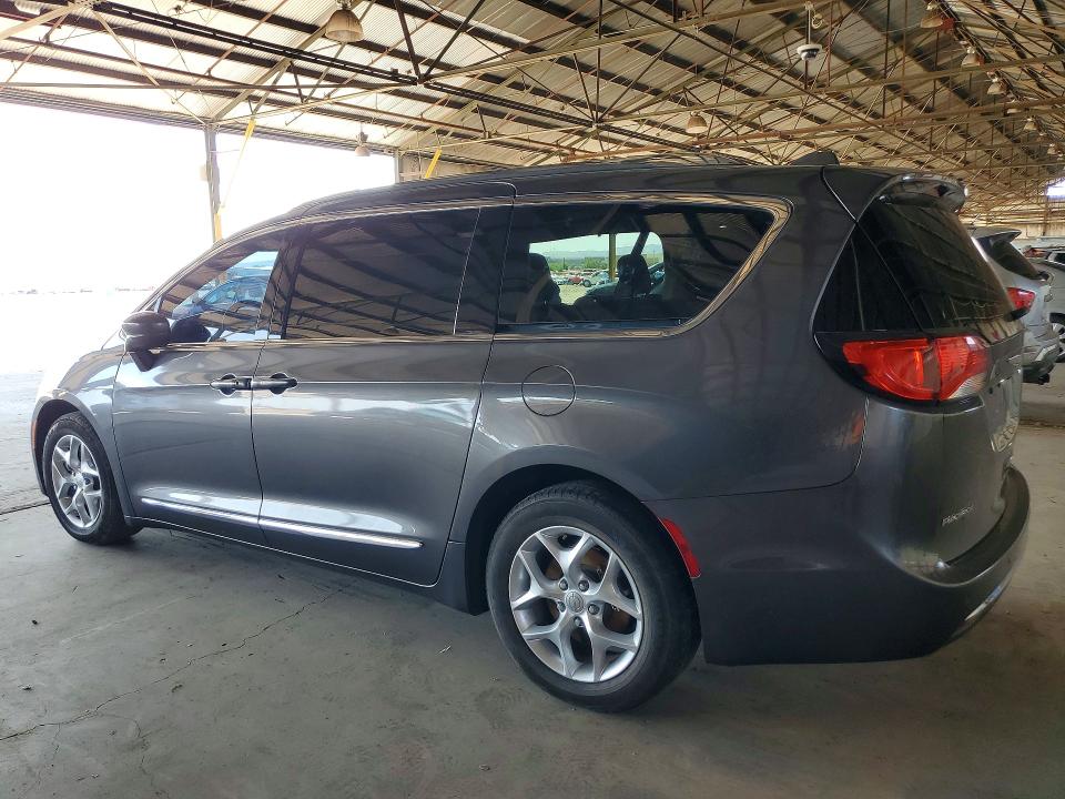 2017 Chrysler Pacifica მანქანა იყიდება აუქციონზე, vin: 2C4RC1EG1HR585151, აუქციონის ნომერი: 62331166