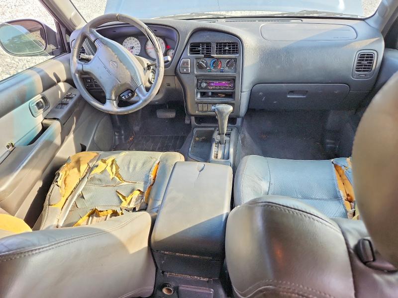 59956726 :رقم المزاد ، JN8AR07SXYW445067 vin ، 2000 Nissan Pathfinder مزاد بيع