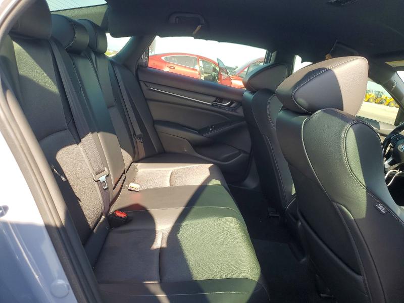 Продажа на аукционе авто 2022 Honda Accord, vin: 1HGCV3F21NA010371, номер лота: 62773826