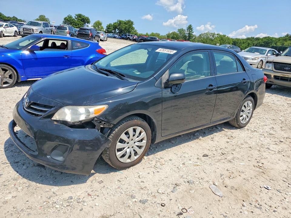 62651656 :رقم المزاد ، 2T1BU4EEXDC105262 vin ، 2013 Toyota Corolla مزاد بيع