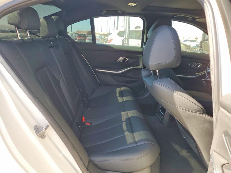 62994006 :رقم المزاد ، 3MW5R1J08L8B33225 vin ، 2020 Bmw 330i مزاد بيع