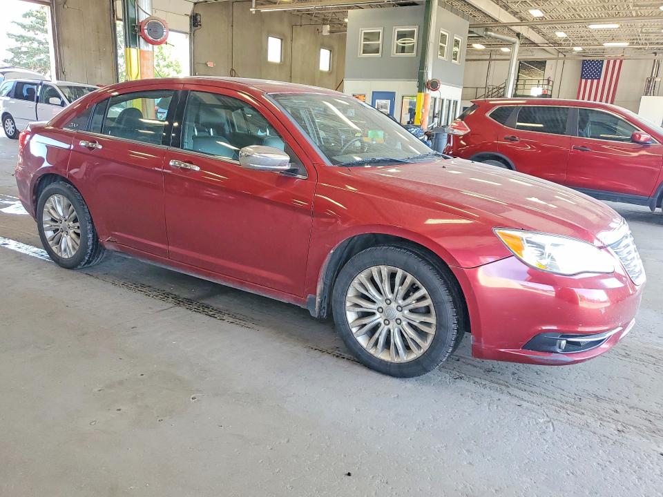 Продаж на аукціоні авто 2011 Chrysler 200, vin: 1C3BC2FG3BN581777, номер лоту: 61433656