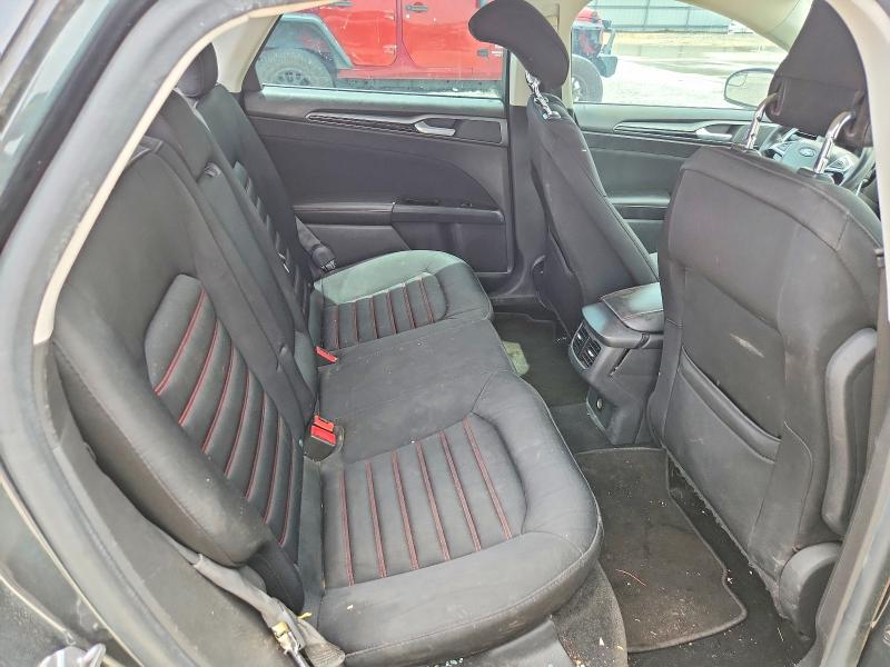 59399856 :رقم المزاد ، 3FA6P0H74FR118493 vin ، 2015 Ford Fusion مزاد بيع