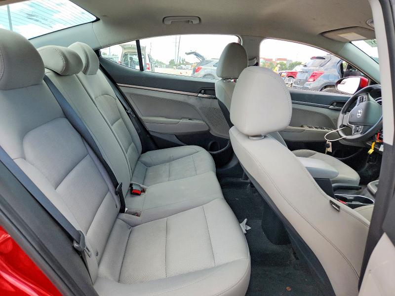 62668696 :رقم المزاد ، 5NPD74LF4HH175564 vin ، 2017 Hyundai Elantra مزاد بيع