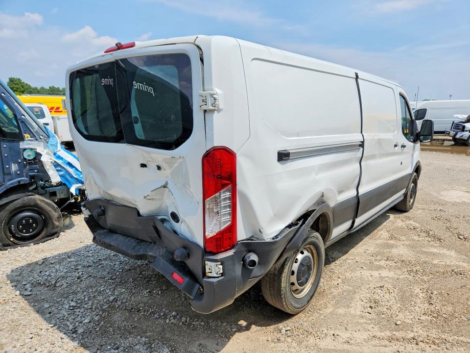 2015 Ford Transit მანქანა იყიდება აუქციონზე, vin: 1FTNE2YM4FKA32263, აუქციონის ნომერი: 63563266