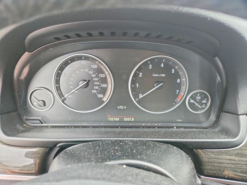 60230876 :رقم المزاد ، WBA5A7C55FD625284 vin ، 2015 Bmw 528 مزاد بيع