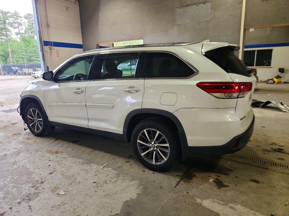 Aukcja sprzedaży 2019 Toyota Highlander, vin: 5TDJZRFH1KS701299, numer aukcji: 59729026