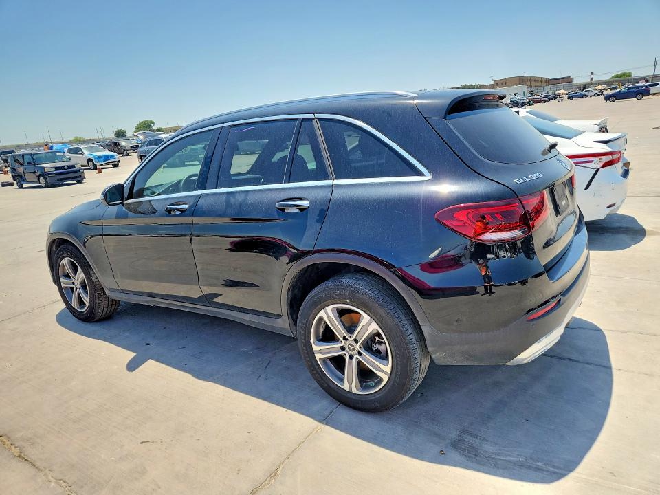 62380726 :رقم المزاد ، W1N0G8DB1MF927462 vin ، 2021 Mercedes-benz Glc مزاد بيع