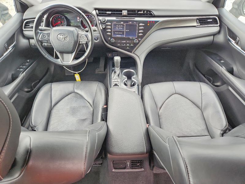 61686676 :رقم المزاد ، 4T1B61HK2KU746119 vin ، 2019 Toyota Camry مزاد بيع