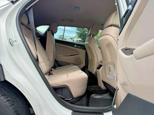 Продажа на аукционе авто 2017 Hyundai Tucson, vin: KM8J3CA28HU295247, номер лота: 63611796