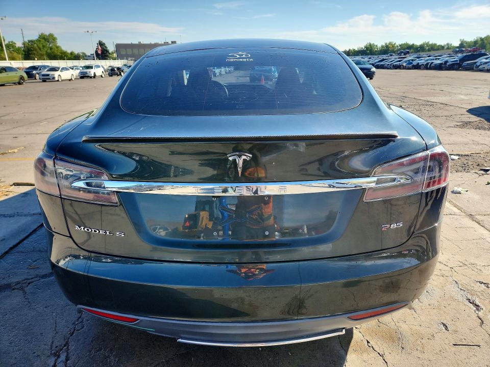 Продажа на аукционе авто 2014 Tesla Model S, vin: 5YJSA1H16EFP32943, номер лота: 62327946