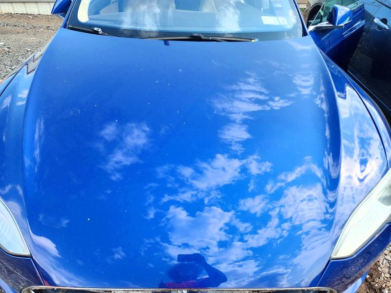 Продажа на аукционе авто 2015 Tesla Model S, vin: 5YJSA1E47FF114353, номер лота: 62977956