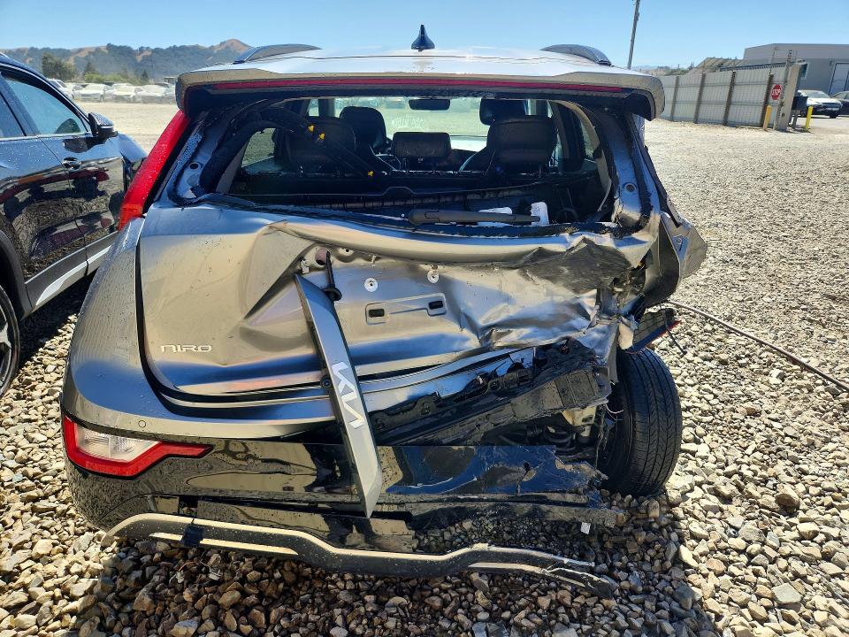 Продаж на аукціоні авто 2024 Kia Niro, vin: KNDCR3L14R5113670, номер лоту: 61547046