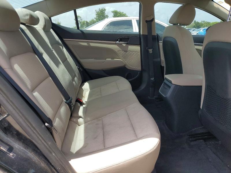 2017 Hyundai Elantra მანქანა იყიდება აუქციონზე, vin: 5NPD94LA6HH074931, აუქციონის ნომერი: 61075456