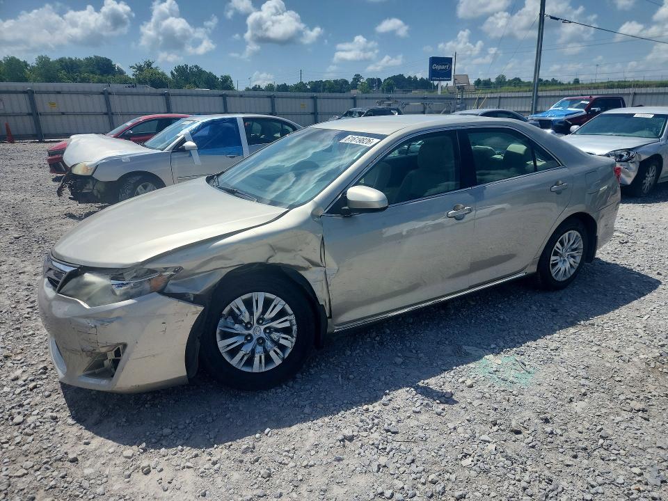 2014 Toyota Camry მანქანა იყიდება აუქციონზე, vin: 4T1BF1FK7EU785361, აუქციონის ნომერი: 61619826