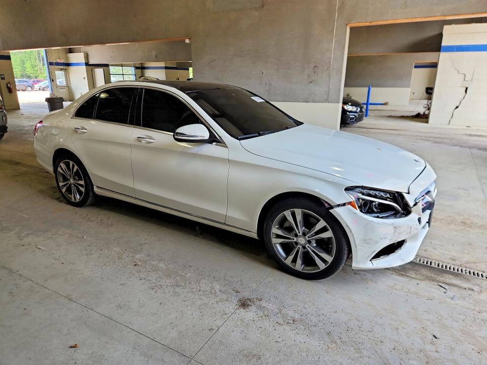 2016 Mercedes-benz C მანქანა იყიდება აუქციონზე, vin: 55SWF4KB3GU169969, აუქციონის ნომერი: 62989856