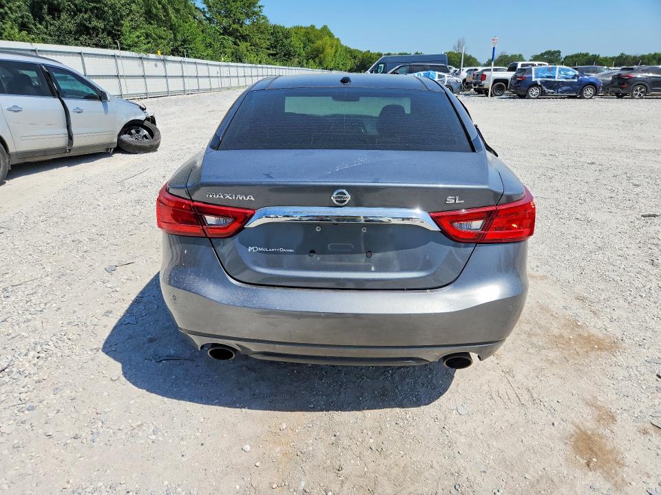 62743756 :رقم المزاد ، 1N4AA6APXJC378414 vin ، 2018 Nissan Maxima مزاد بيع