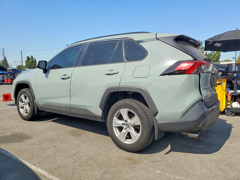61233856 :رقم المزاد ، 2T3W1RFVXMW115303 vin ، 2021 Toyota Rav4 مزاد بيع