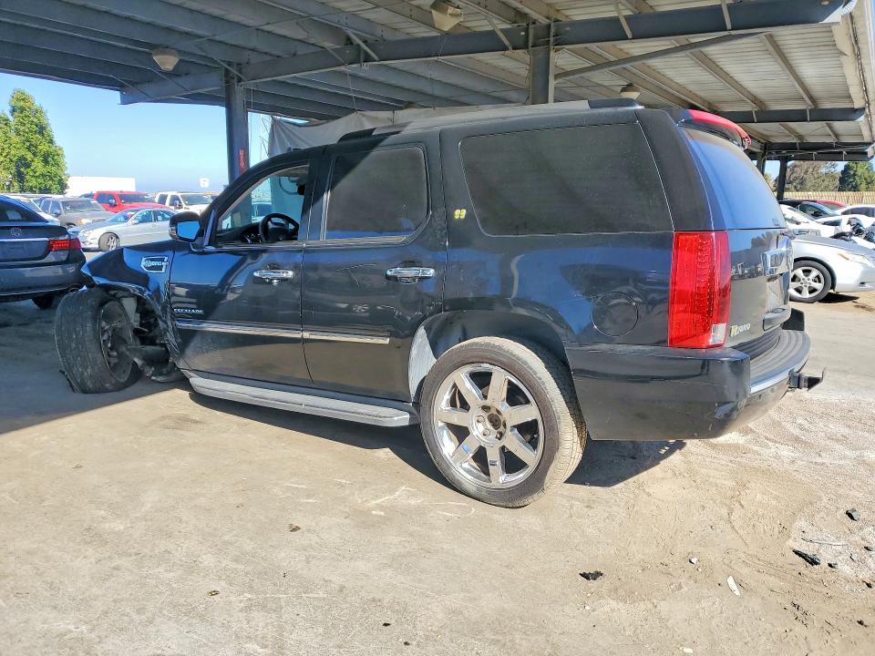 2010 Cadillac Escalade მანქანა იყიდება აუქციონზე, vin: 1GYUKEEJ3AR167406, აუქციონის ნომერი: 63229676