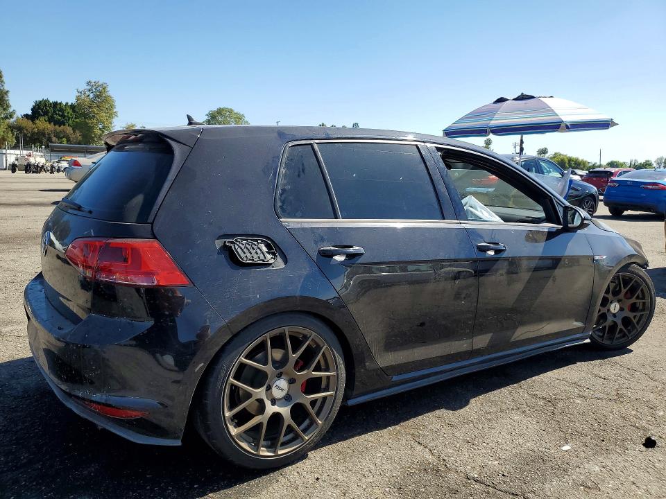 2015 Volkswagen Gti მანქანა იყიდება აუქციონზე, vin: 3VW4T7AU1FM034535, აუქციონის ნომერი: 59726066