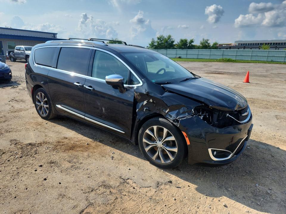 Продажа на аукционе авто 2017 Chrysler Pacifica, vin: 2C4RC1GG1HR748071, номер лота: 60572016
