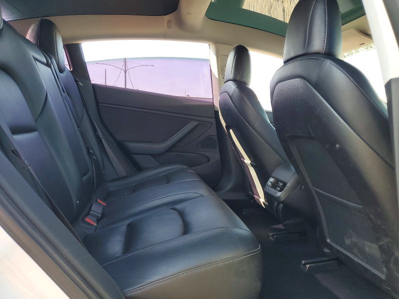 Продажа на аукционе авто 2018 Tesla Model 3, vin: 5YJ3E1EB1JF106507, номер лота: 63165656