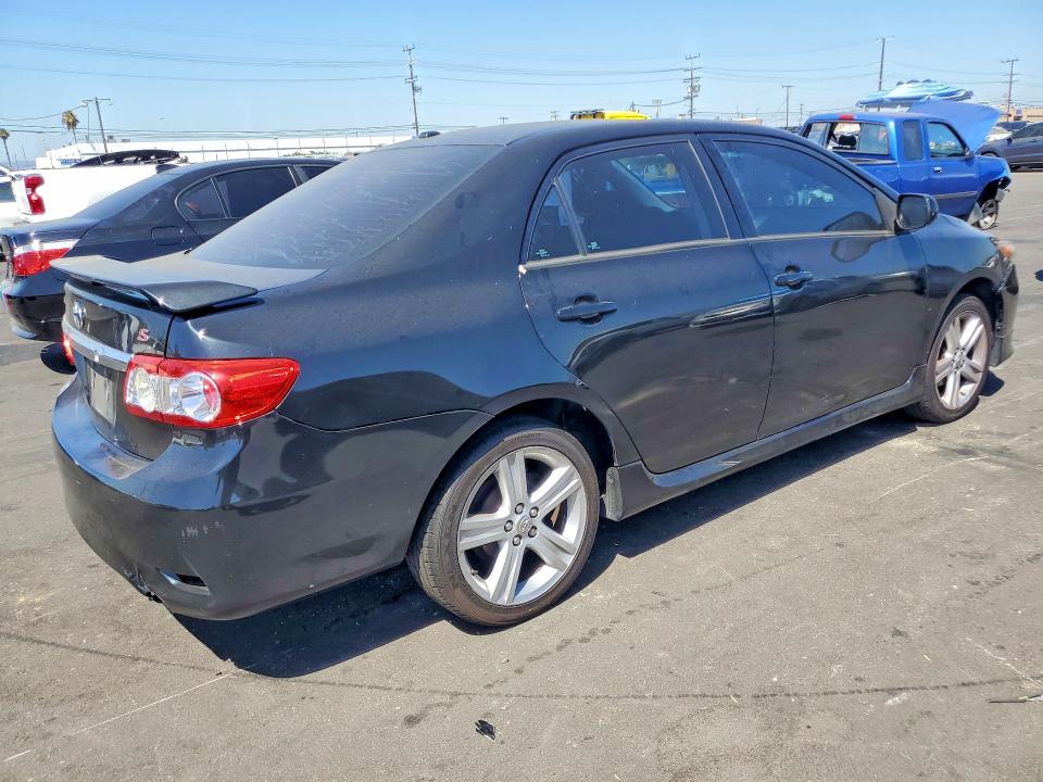 60959036 :رقم المزاد ، 5YFBU4EE7DP165399 vin ، 2013 Toyota Corolla مزاد بيع