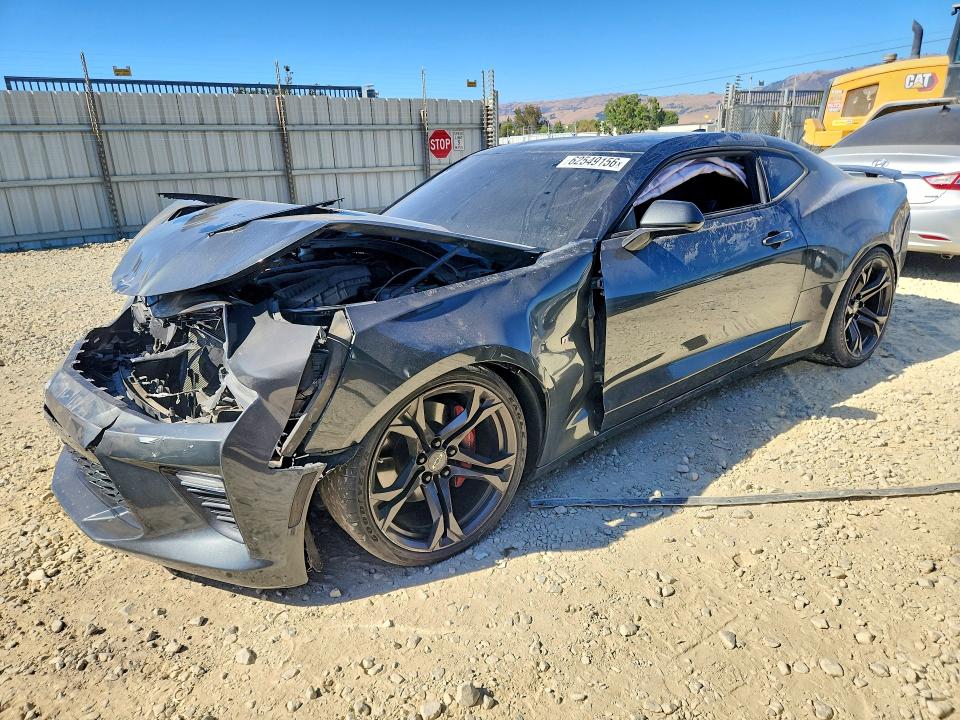 62549156 :رقم المزاد ، 1G1FF1R76H0113583 vin ، 2017 Chevrolet Camaro مزاد بيع