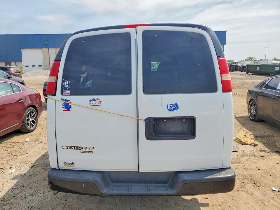 2013 Chevrolet Express G1500 მანქანა იყიდება აუქციონზე, vin: 1GNSGBF42D1164450, აუქციონის ნომერი: 60879656