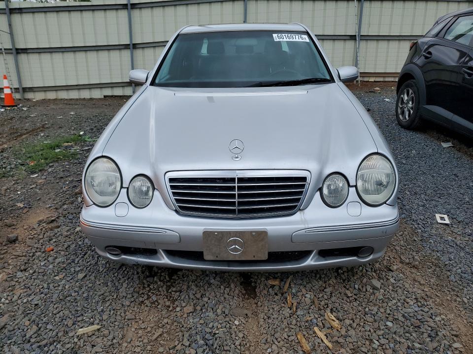 60169776 :رقم المزاد ، WDBJF74J31B309660 vin ، 2001 Mercedes-benz E مزاد بيع