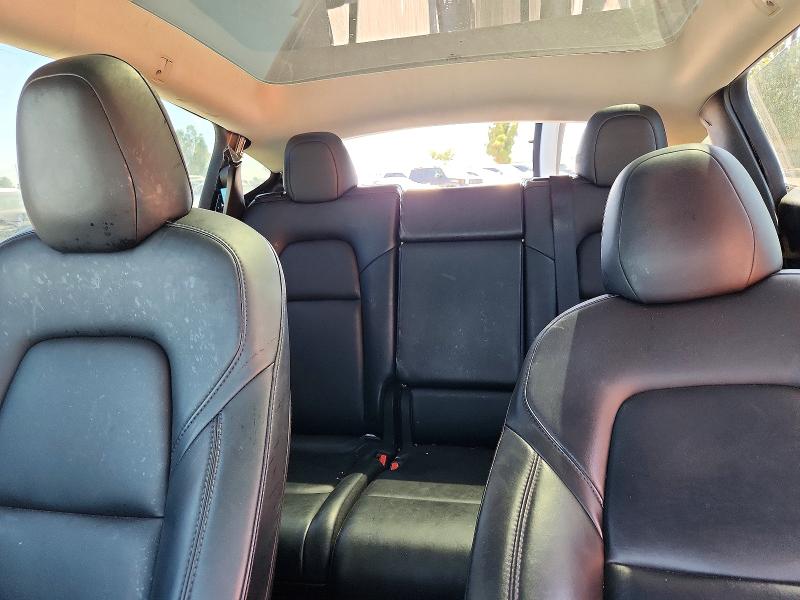 59719476 :رقم المزاد ، 5YJYGAED5MF136292 vin ، 2021 Tesla Model Y مزاد بيع