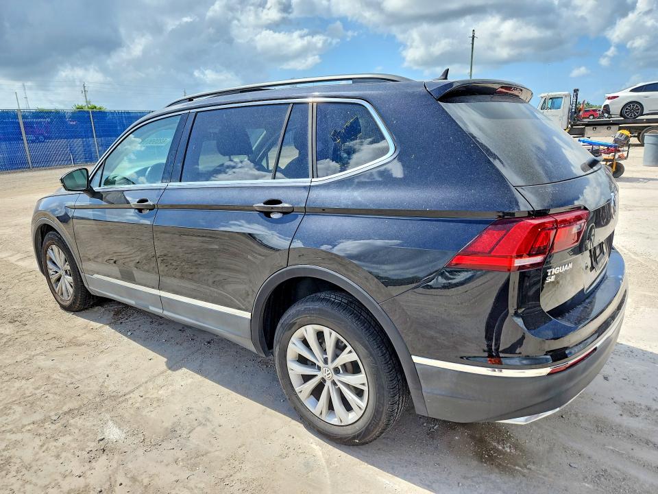 62099096 :رقم المزاد ، 3VV3B7AX6JM088399 vin ، 2018 Volkswagen Tiguan مزاد بيع