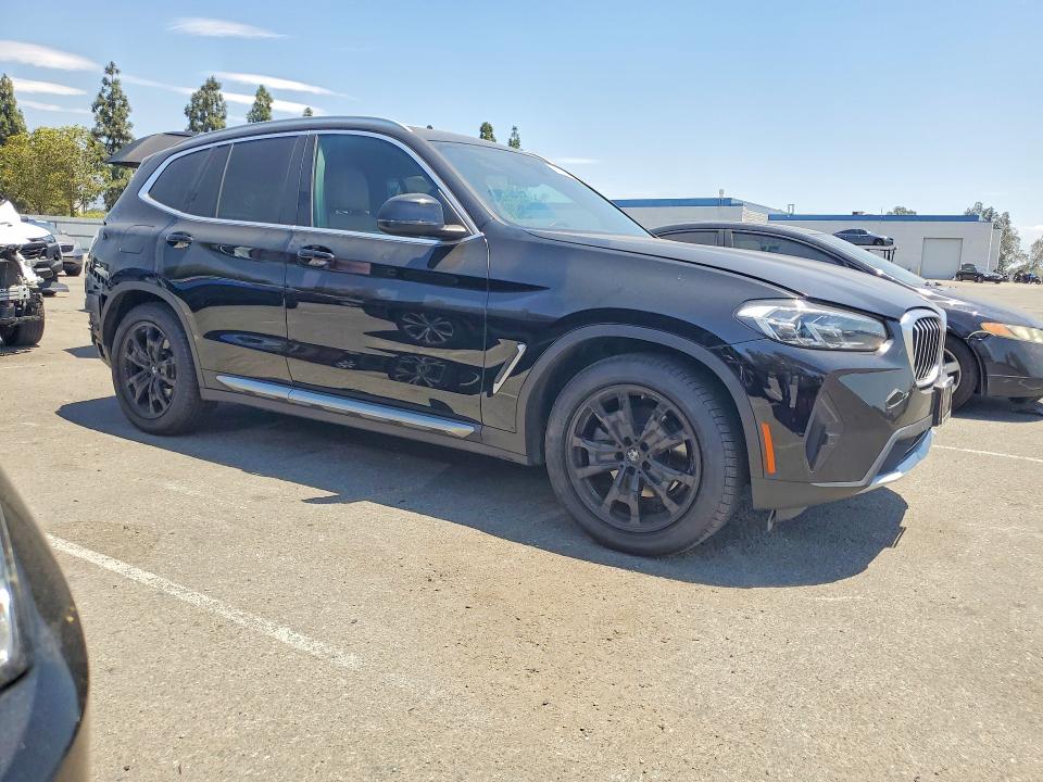 61182346 :رقم المزاد ، 5UX43DP00N9K60874 vin ، 2022 Bmw X3 مزاد بيع