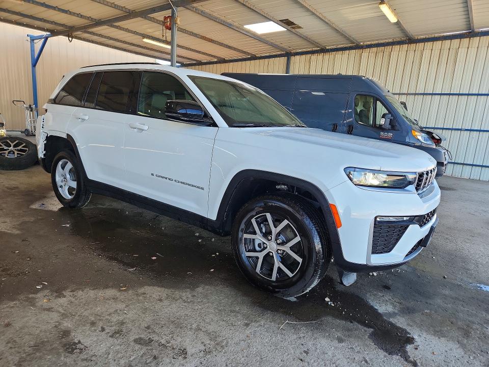 60695896 :رقم المزاد ، 1C4RJHBR2TC239597 vin ، 2026 Jeep Grand Cherokee مزاد بيع