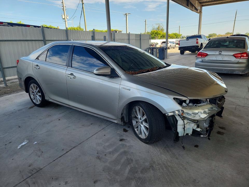 60051266 :رقم المزاد ، 4T1BD1FK8DU077057 vin ، 2013 Toyota Camry Hybrid مزاد بيع