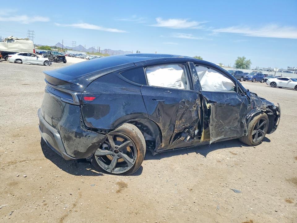 2026 Tesla Model Y მანქანა იყიდება აუქციონზე, vin: 7SAYGDED0TF540281, აუქციონის ნომერი: 60145436