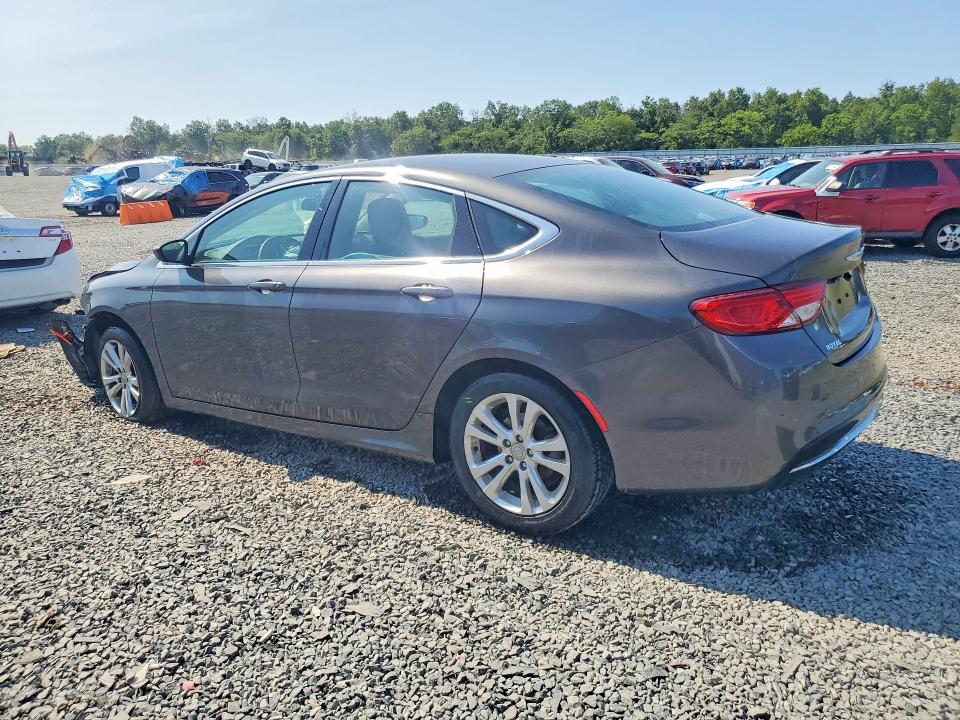 62270616 :رقم المزاد ، 1C3CCCAB4FN561680 vin ، 2015 Chrysler 200 مزاد بيع