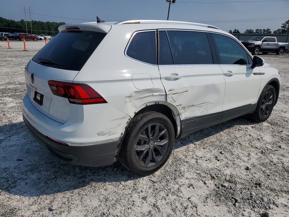 2022 Volkswagen Tiguan მანქანა იყიდება აუქციონზე, vin: 3VV3B7AX8NM044765, აუქციონის ნომერი: 62021156
